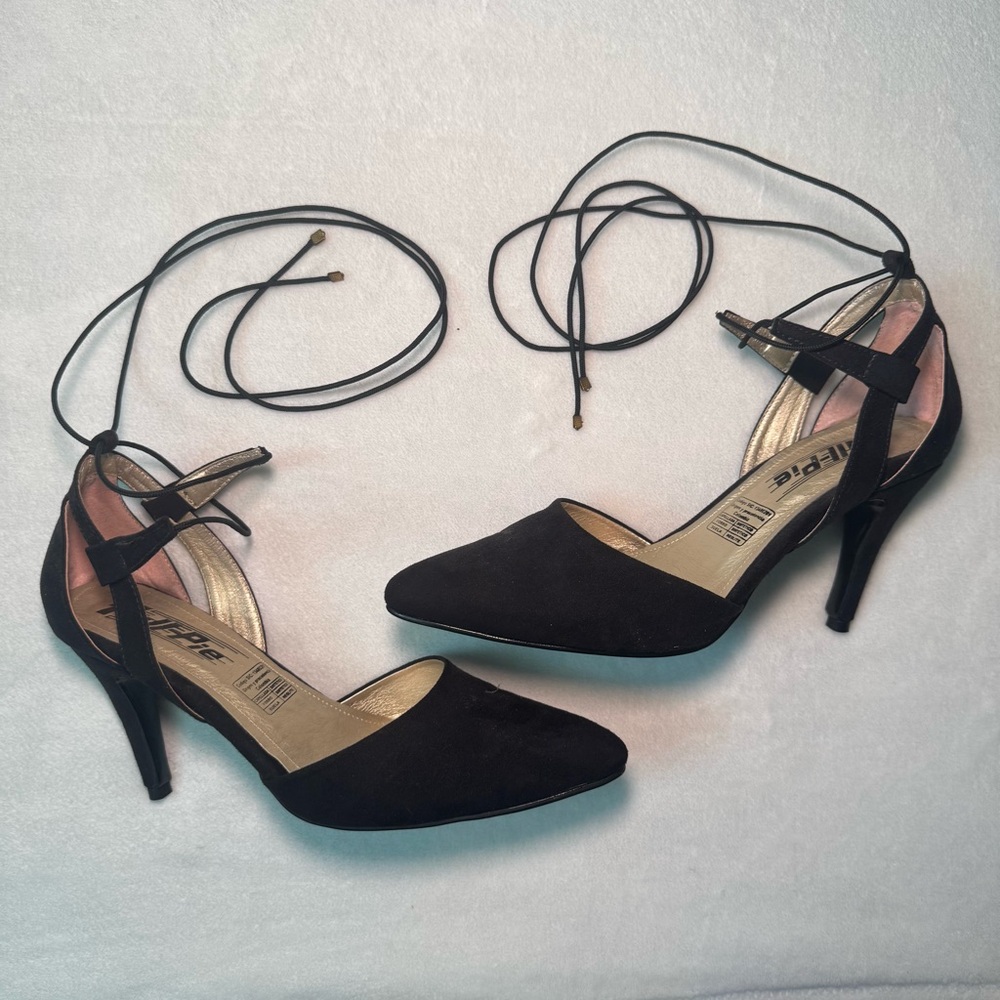 Vintage 90s Goth Grunge Black Lace-Up Heels